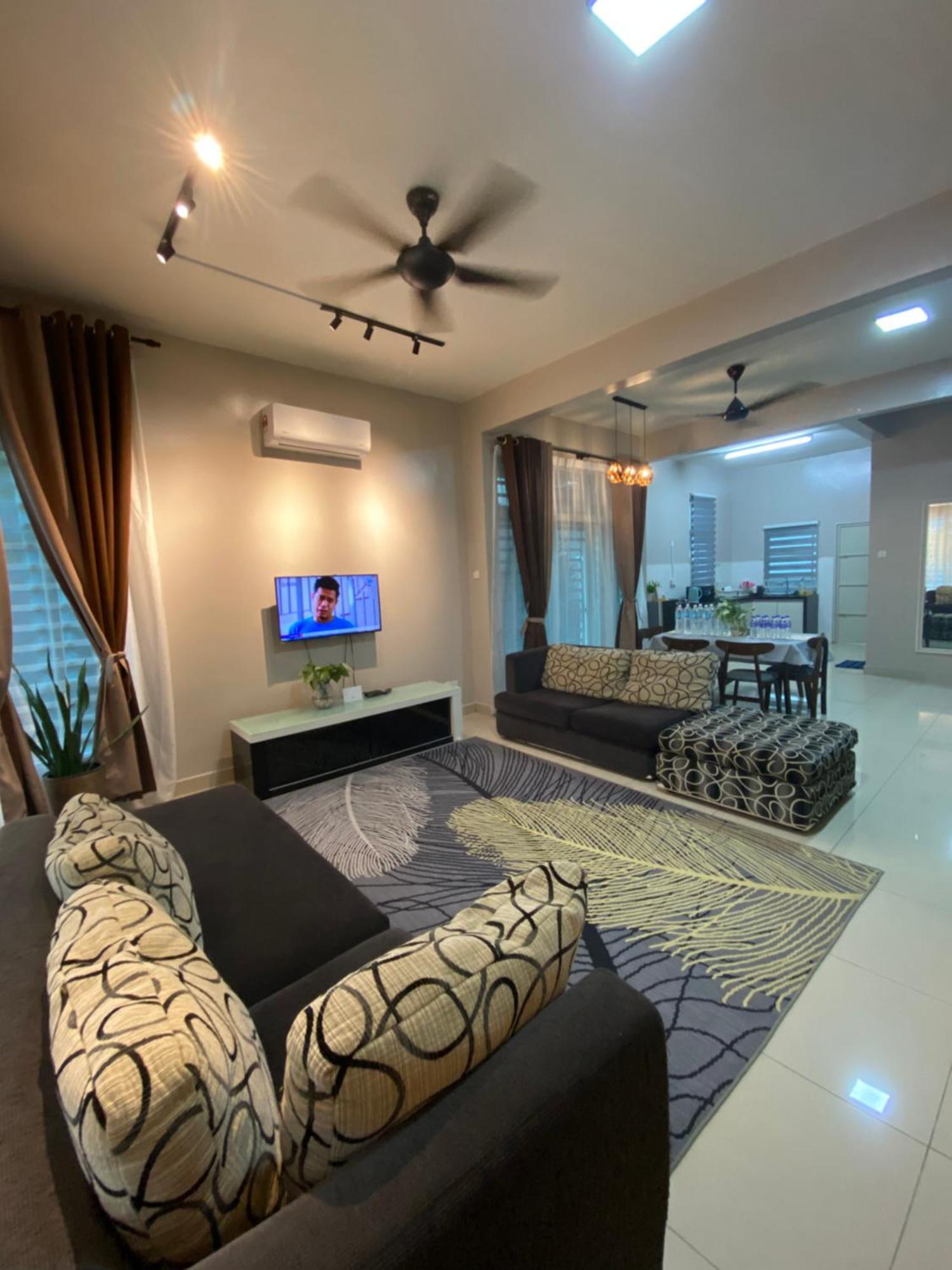 Homestay Aalaiya Bertam Kepala Batas - Fully Aircond Экстерьер фото